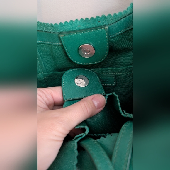 Banana Republic | Paige Pinking Sheers Tote, Kelly Green Leather Purse - Picture 9 of 16